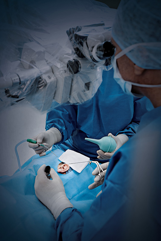 Optimal light intensity and illumination with the M530 OHX ENT Microscope